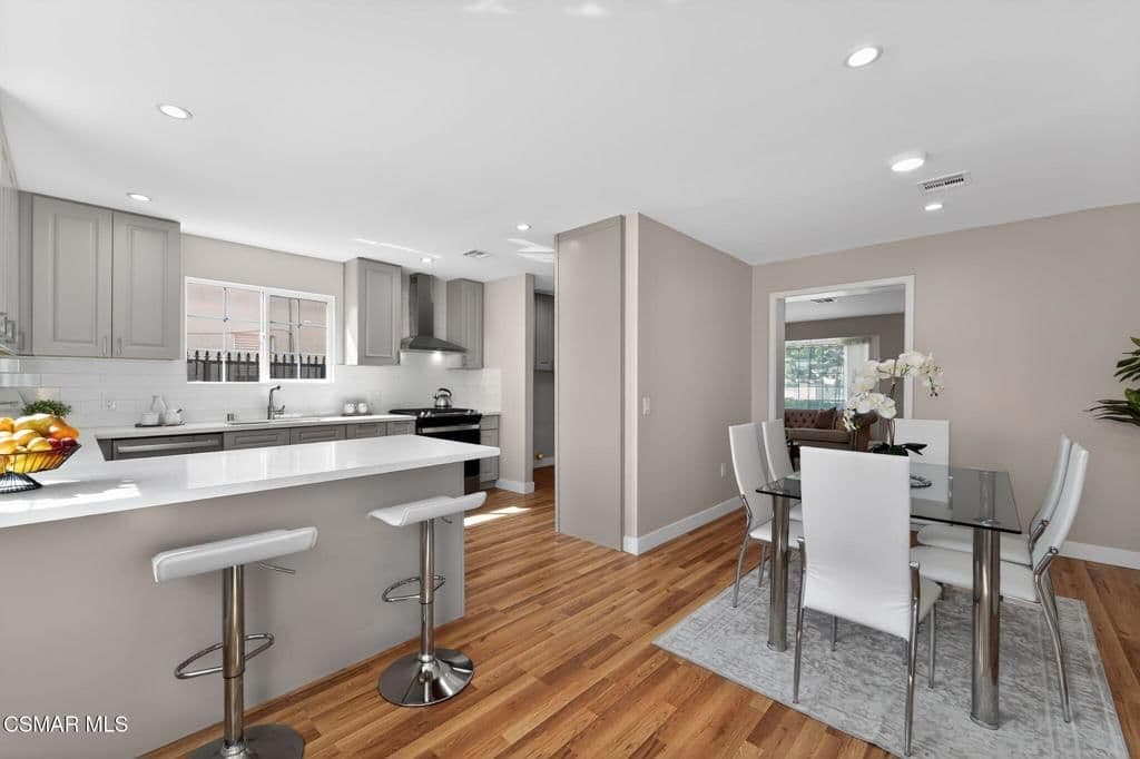 Residential in Los Angeles — Photos 8