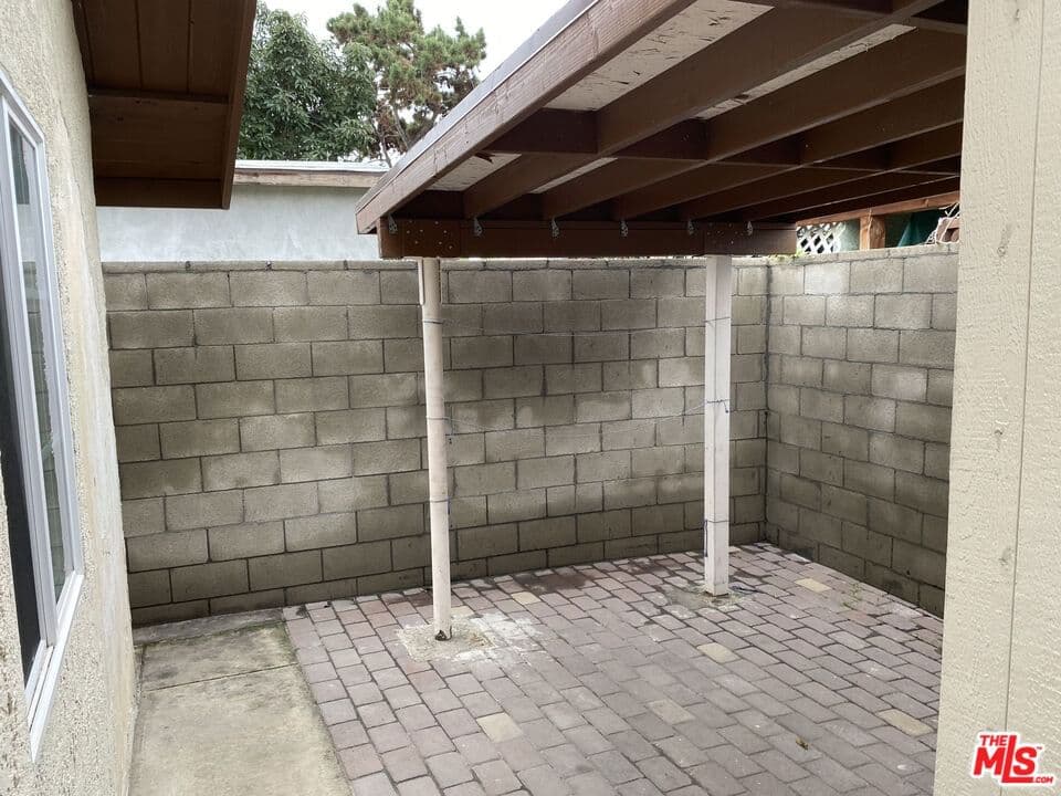 ResidentialIncome in Los Angeles — Photos 14