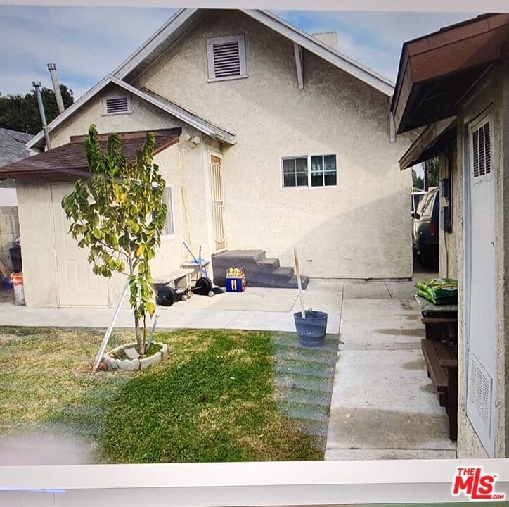 ResidentialIncome in Los Angeles — Photos 15