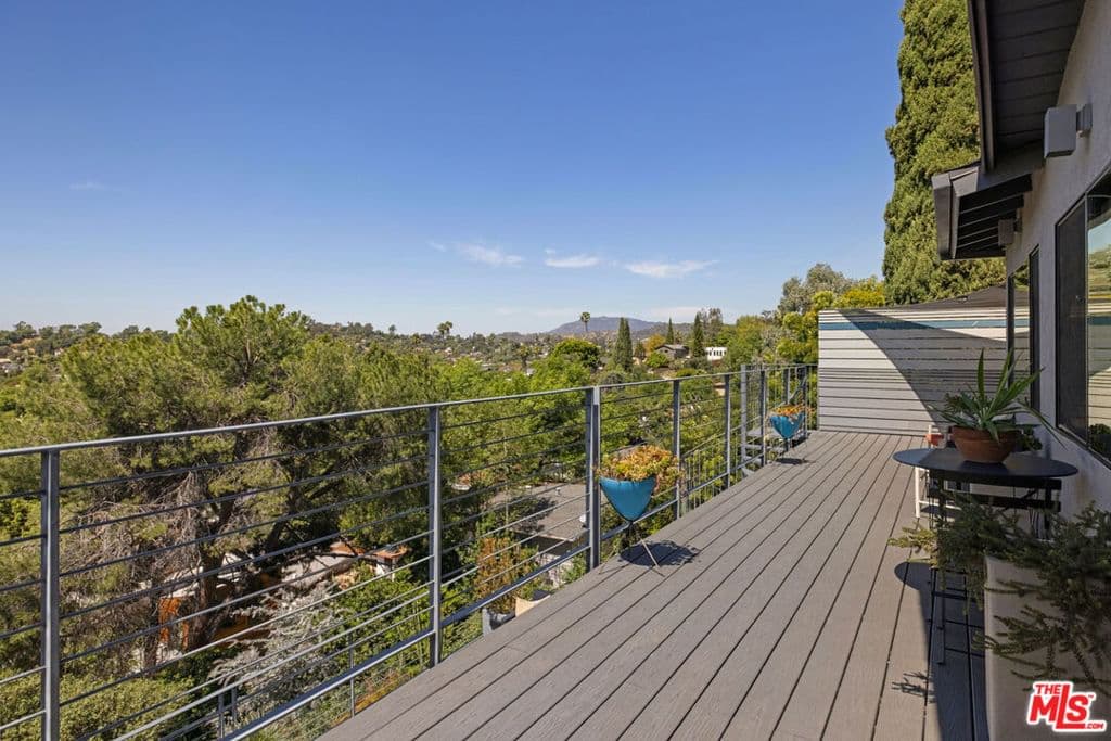 Residential in Los Angeles — Photos 14