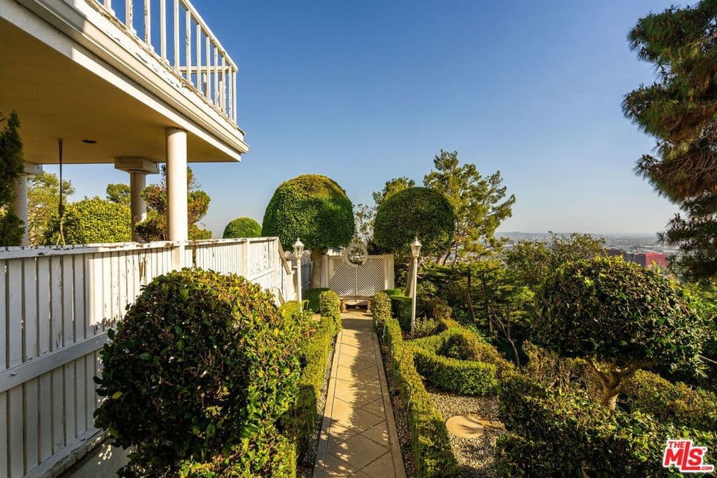 Residential in Los Angeles — Photos 12