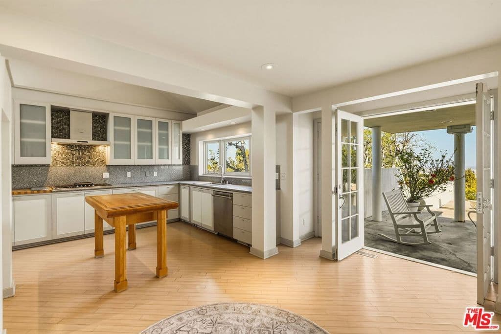 Residential in Los Angeles — Photos 14