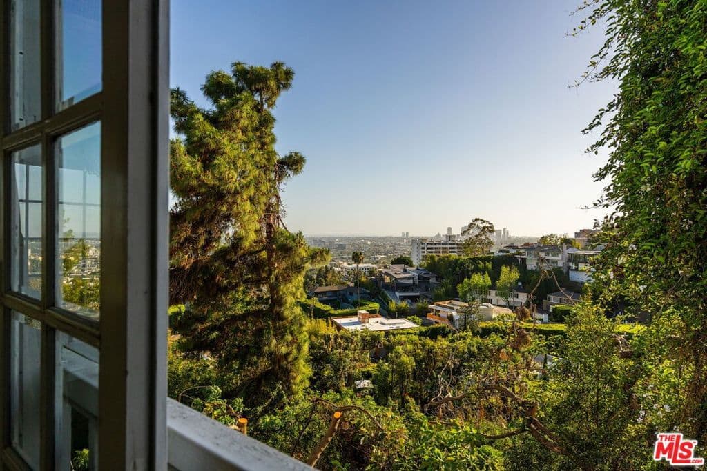 Residential in Los Angeles — Photos 22