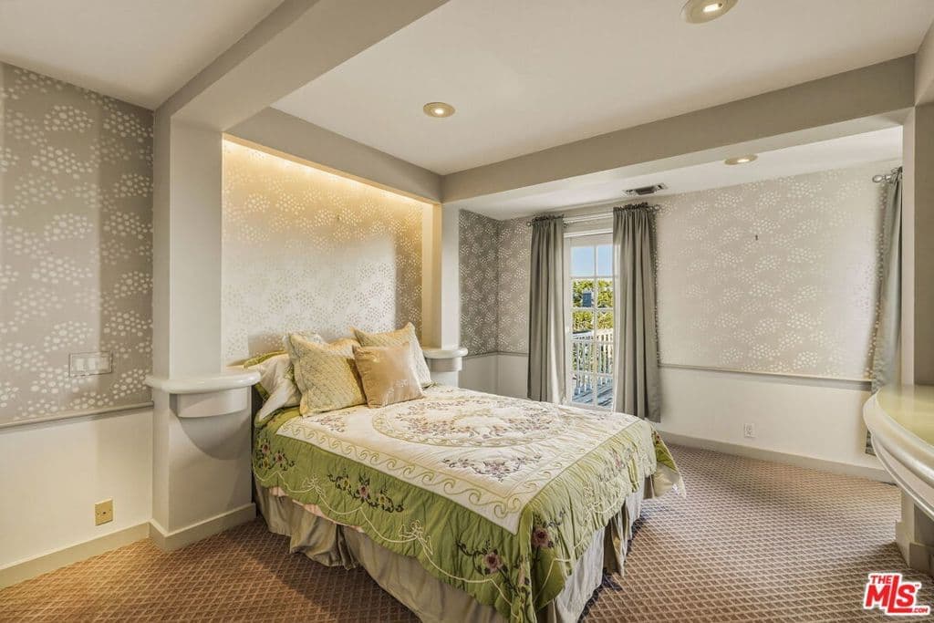 Residential in Los Angeles — Photos 26