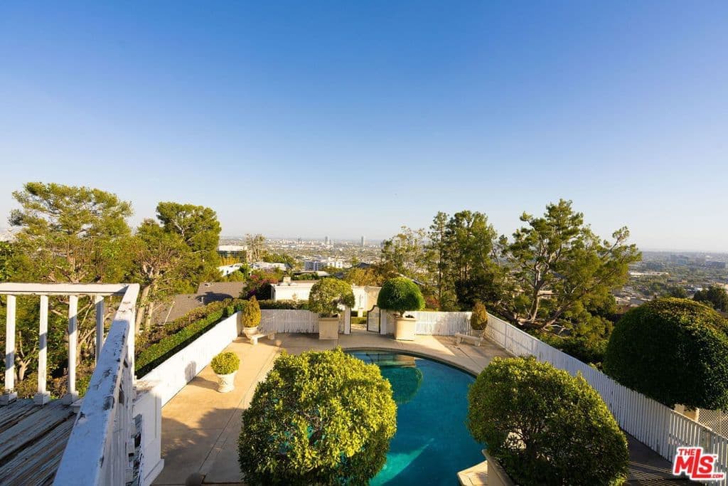 Residential in Los Angeles — Photos 32