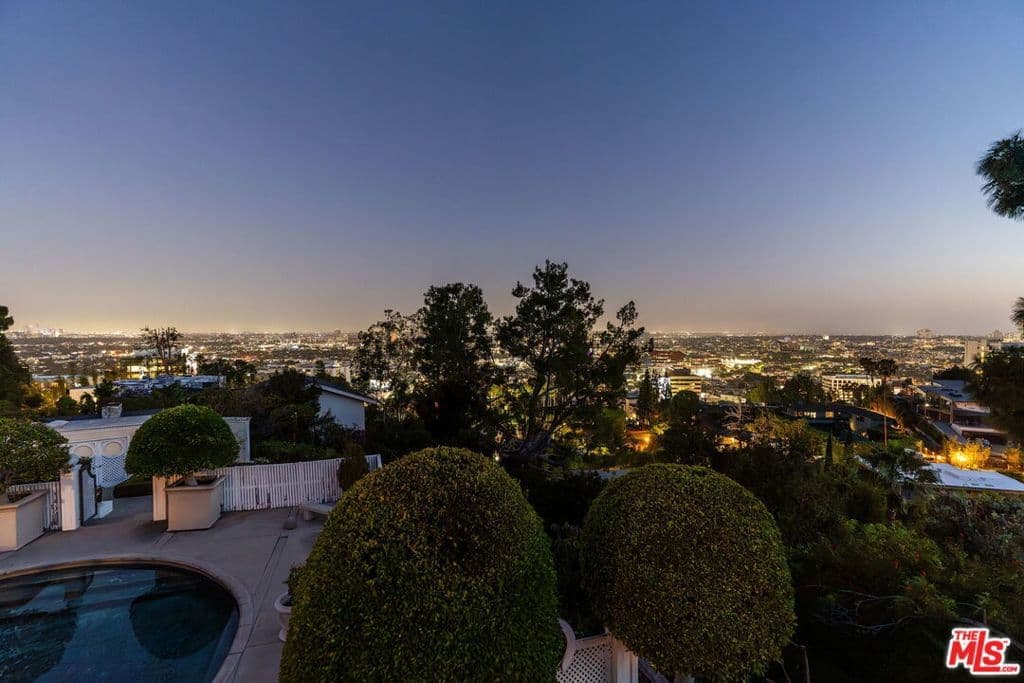 Residential in Los Angeles — Photos 43