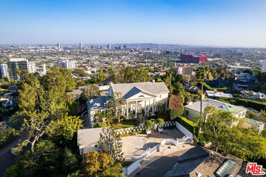Residential in Los Angeles — Photos 45