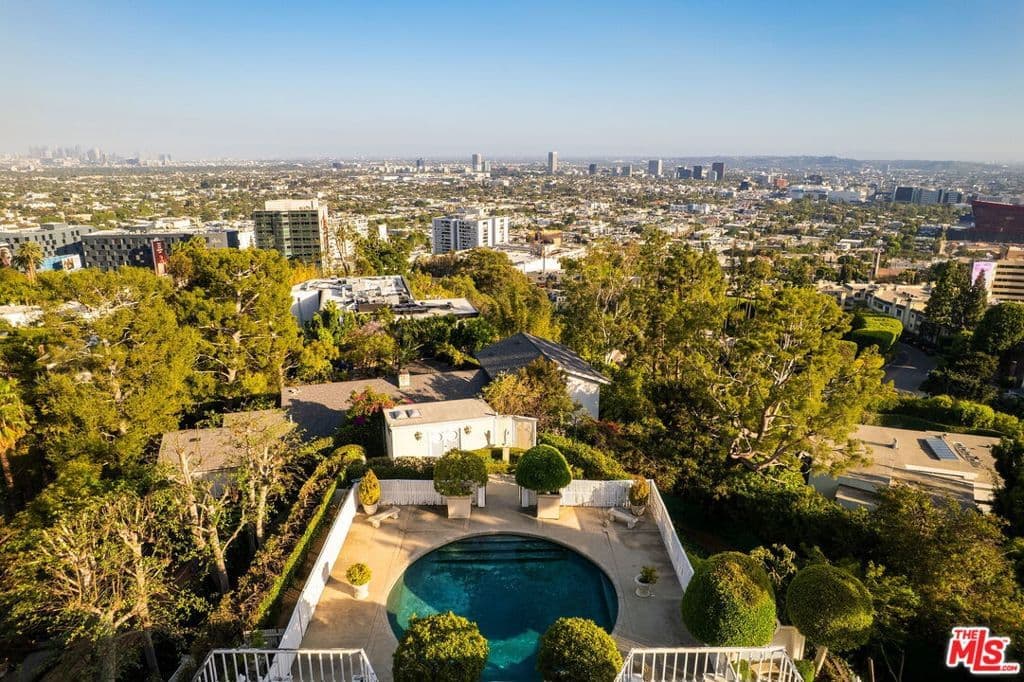 Residential in Los Angeles — Photos 49