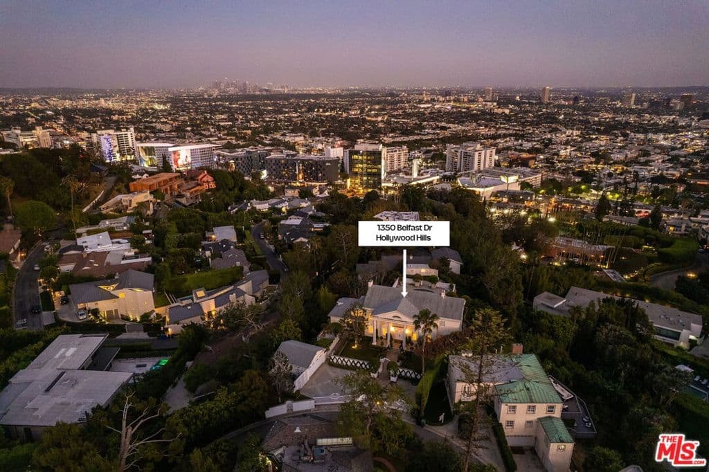 Residential in Los Angeles — Photos 56