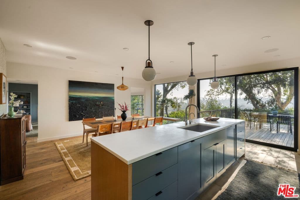 Residential in Los Angeles — Photos 13