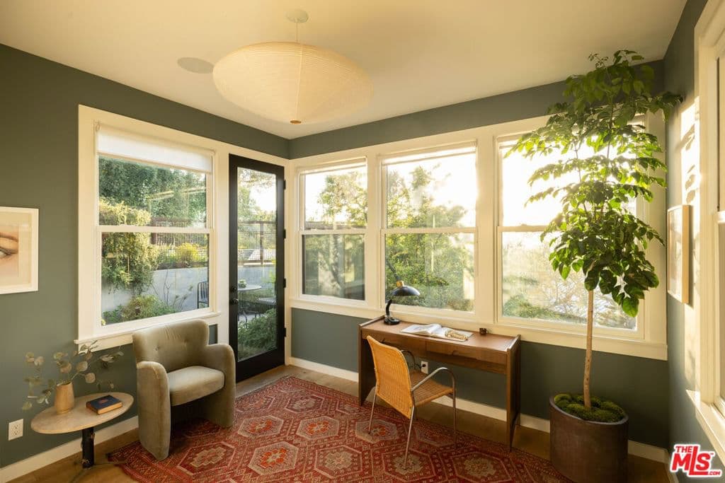 Residential in Los Angeles — Photos 17