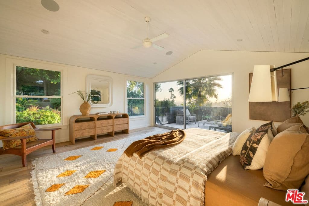 Residential in Los Angeles — Photos 22