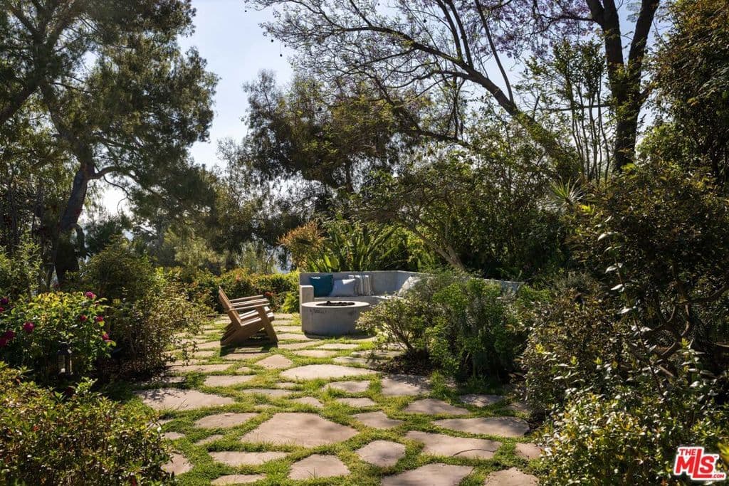 Residential in Los Angeles — Photos 34