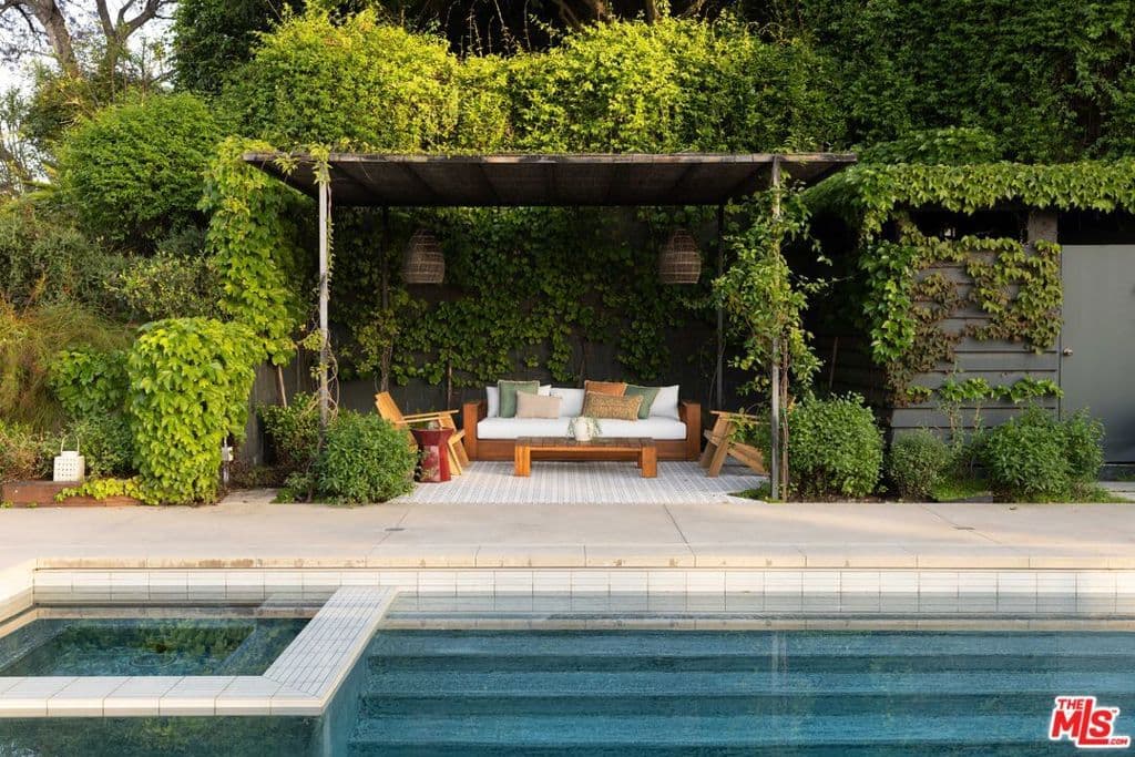 Residential in Los Angeles — Photos 36