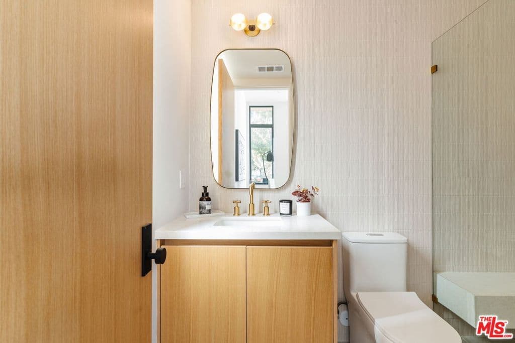 Residential in Los Angeles — Photos 16