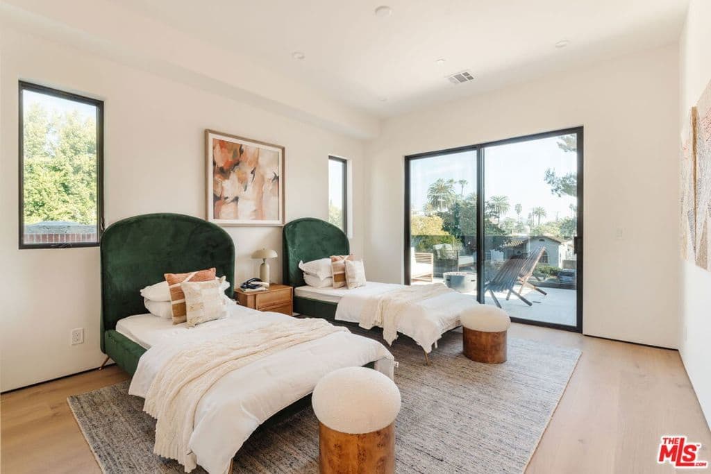 Residential in Los Angeles — Photos 44