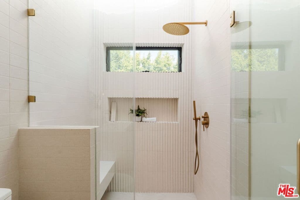 Residential in Los Angeles — Photos 49