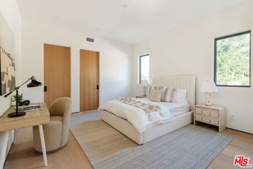 Residential in Los Angeles — Photos 50