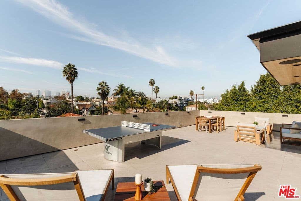 Residential in Los Angeles — Photos 61