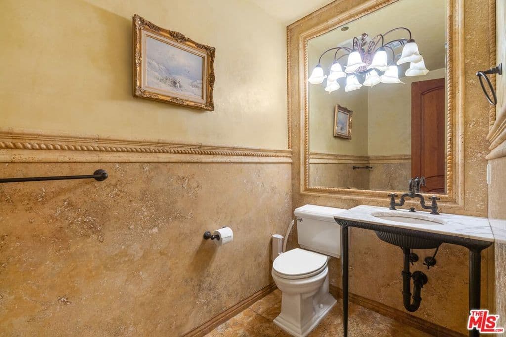 Residential in Los Angeles — Photos 13