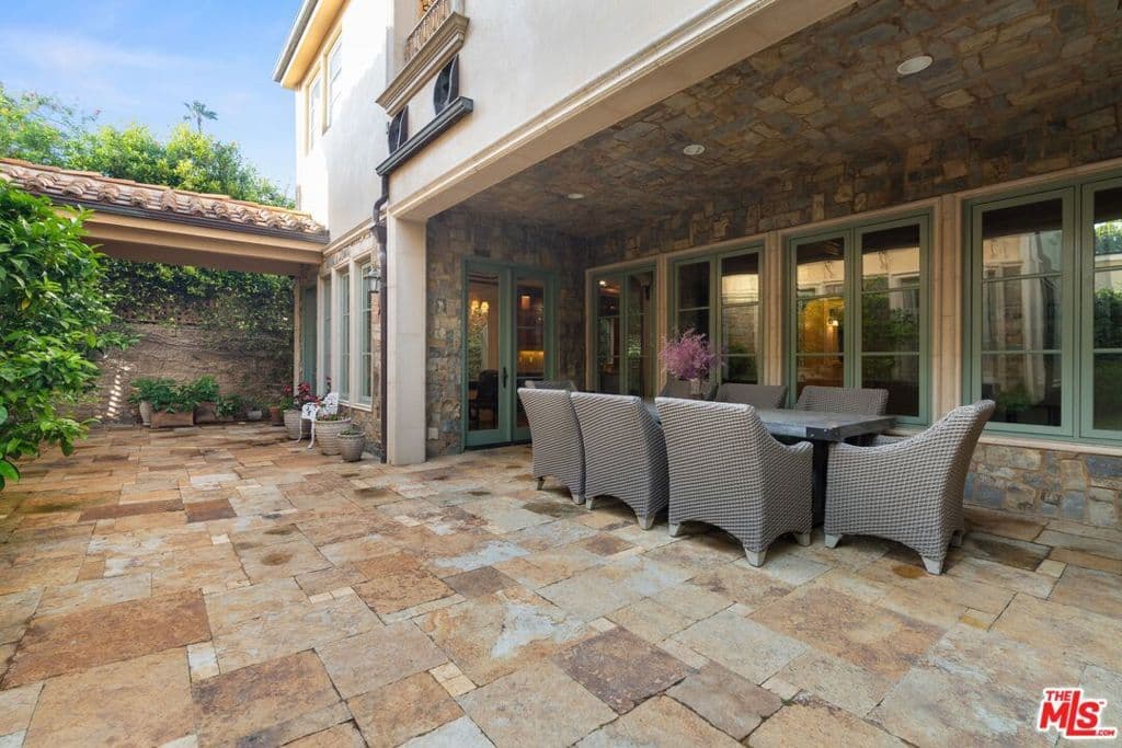 Residential in Los Angeles — Photos 33