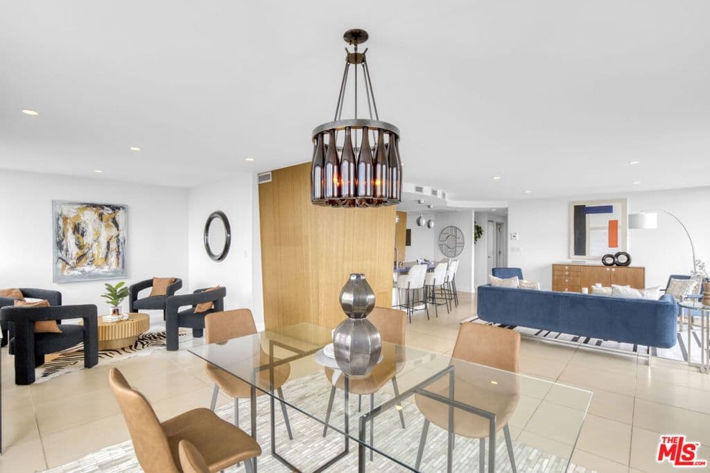 Residential in Los Angeles — Photos 10