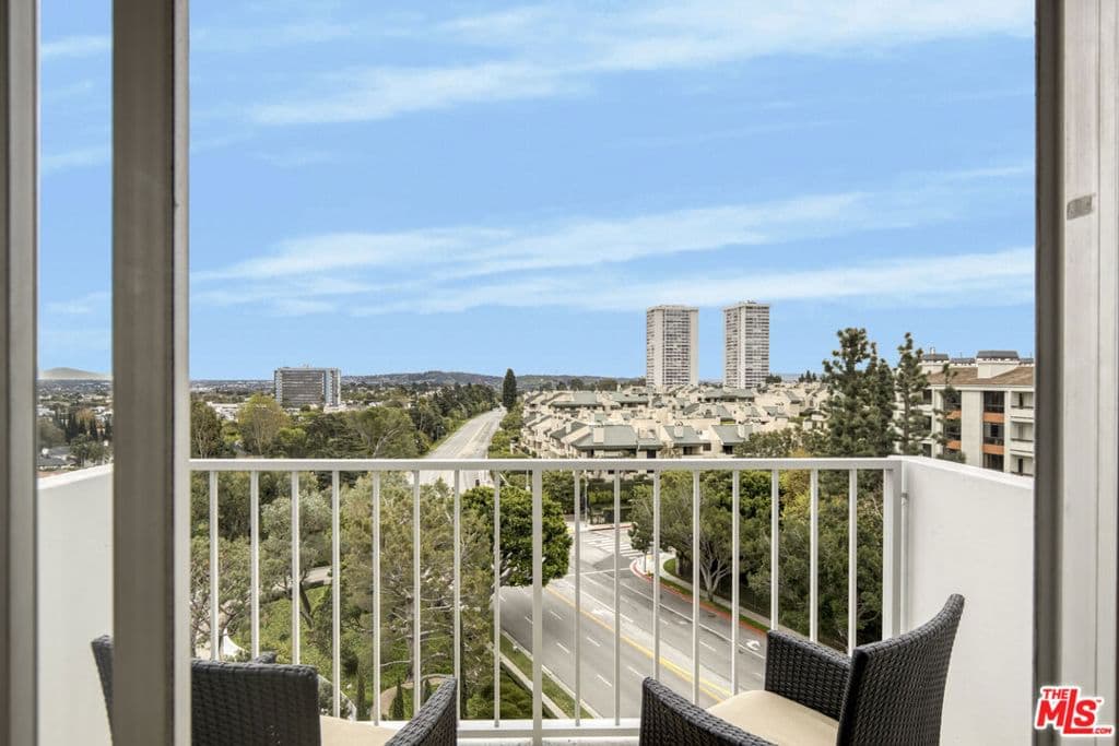 Residential in Los Angeles — Photos 11