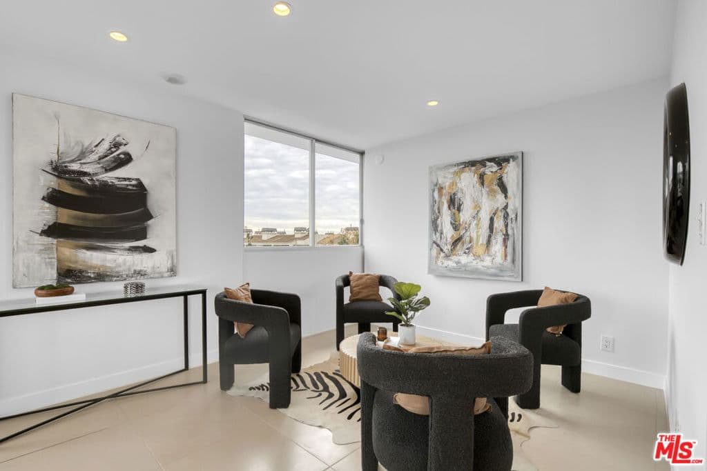 Residential in Los Angeles — Photos 12