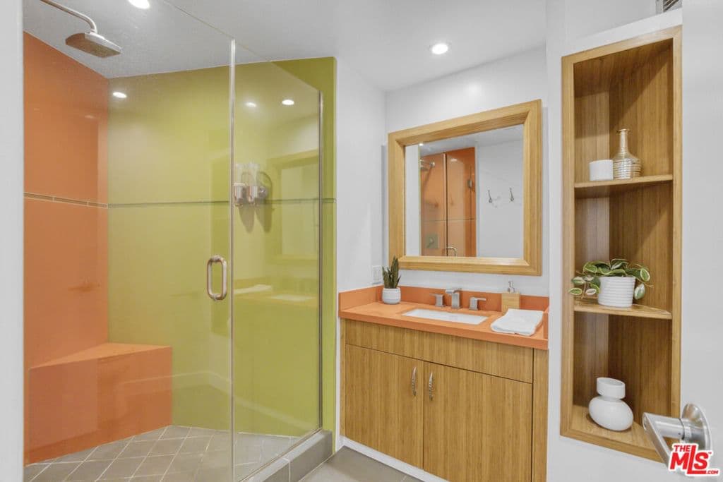 Residential in Los Angeles — Photos 23