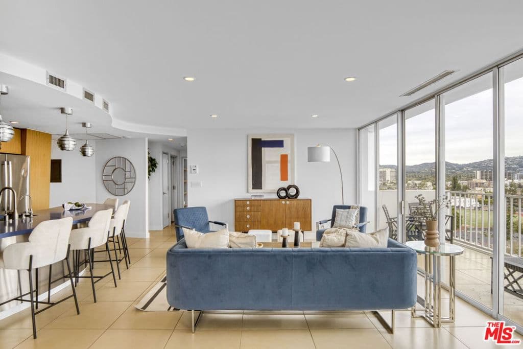 Residential in Los Angeles — Photos 5