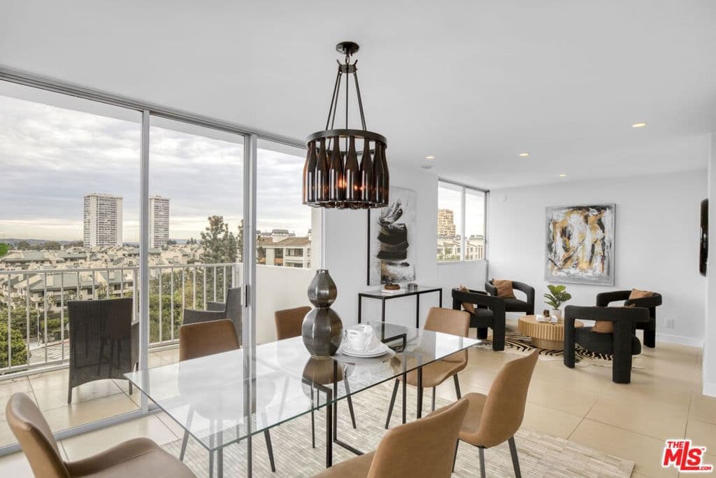 Residential in Los Angeles — Photos 9