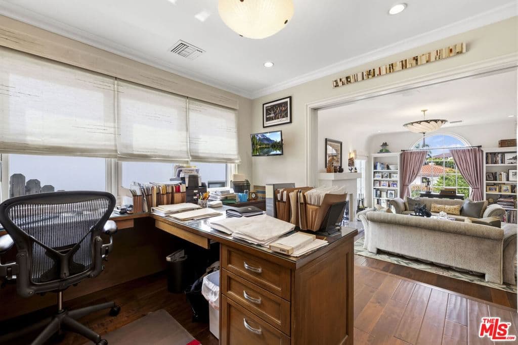 Residential in Los Angeles — Photos 25