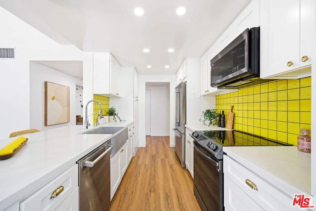 Residential in Los Angeles — Photos 10