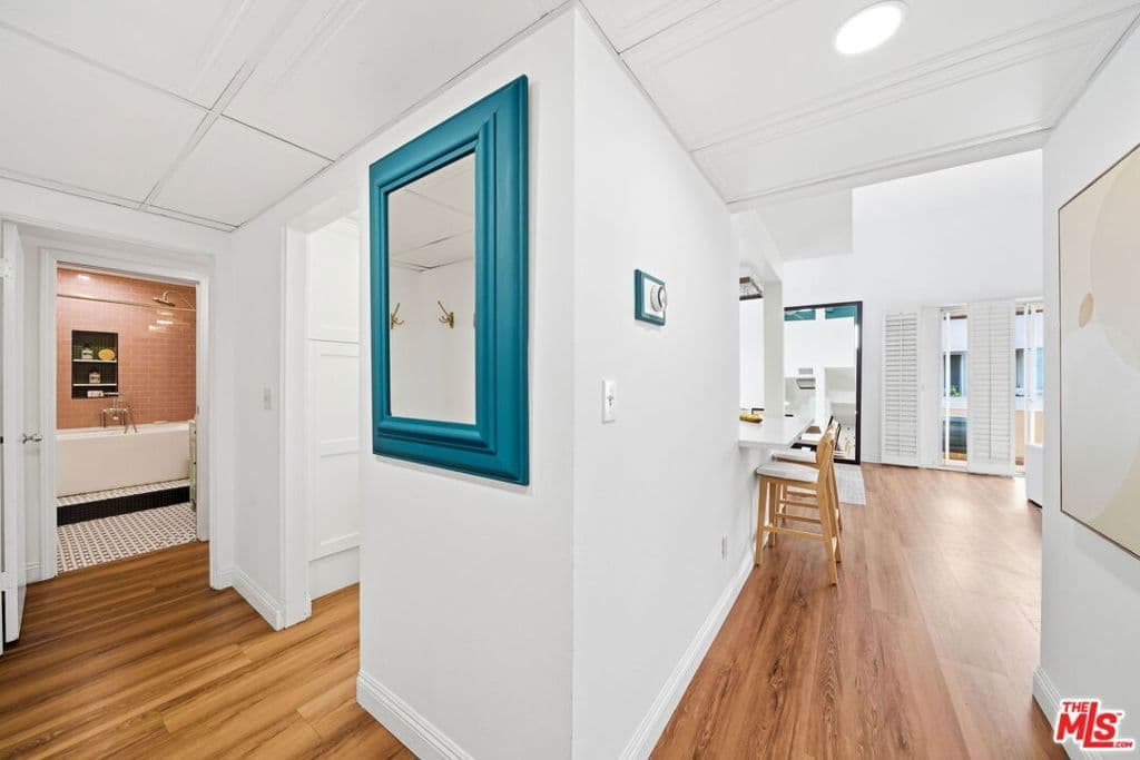 Residential in Los Angeles — Photos 14