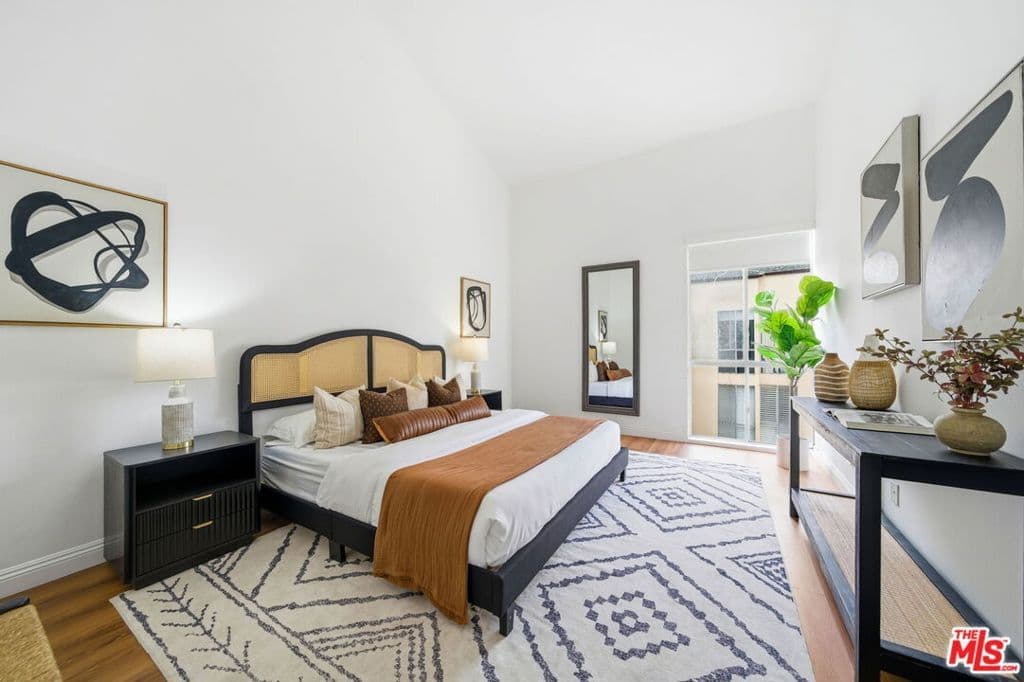 Residential in Los Angeles — Photos 17