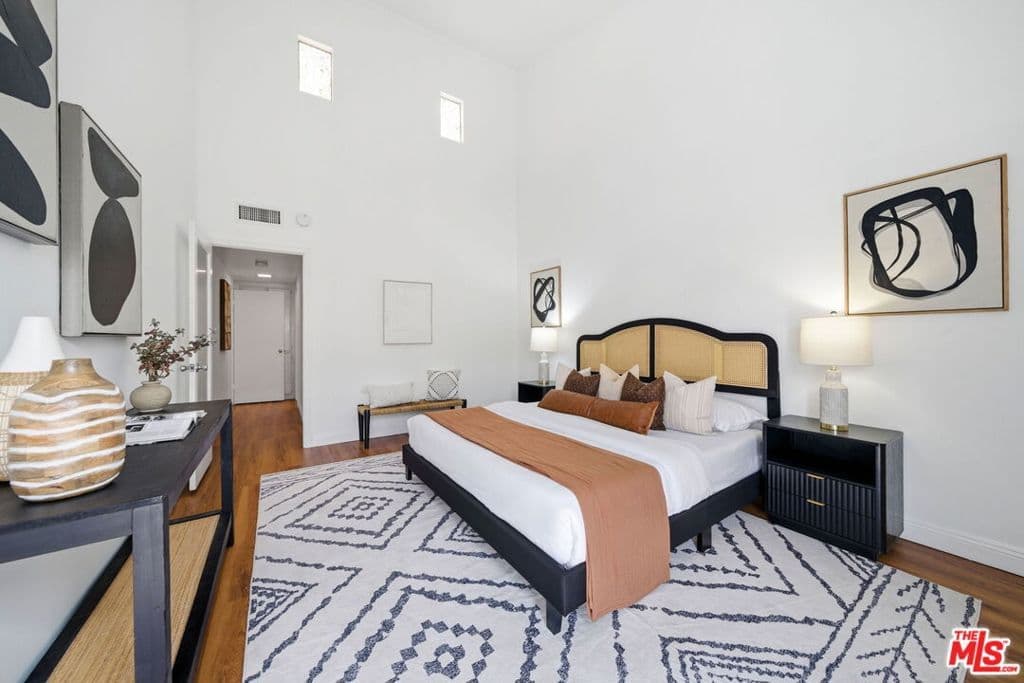 Residential in Los Angeles — Photos 18