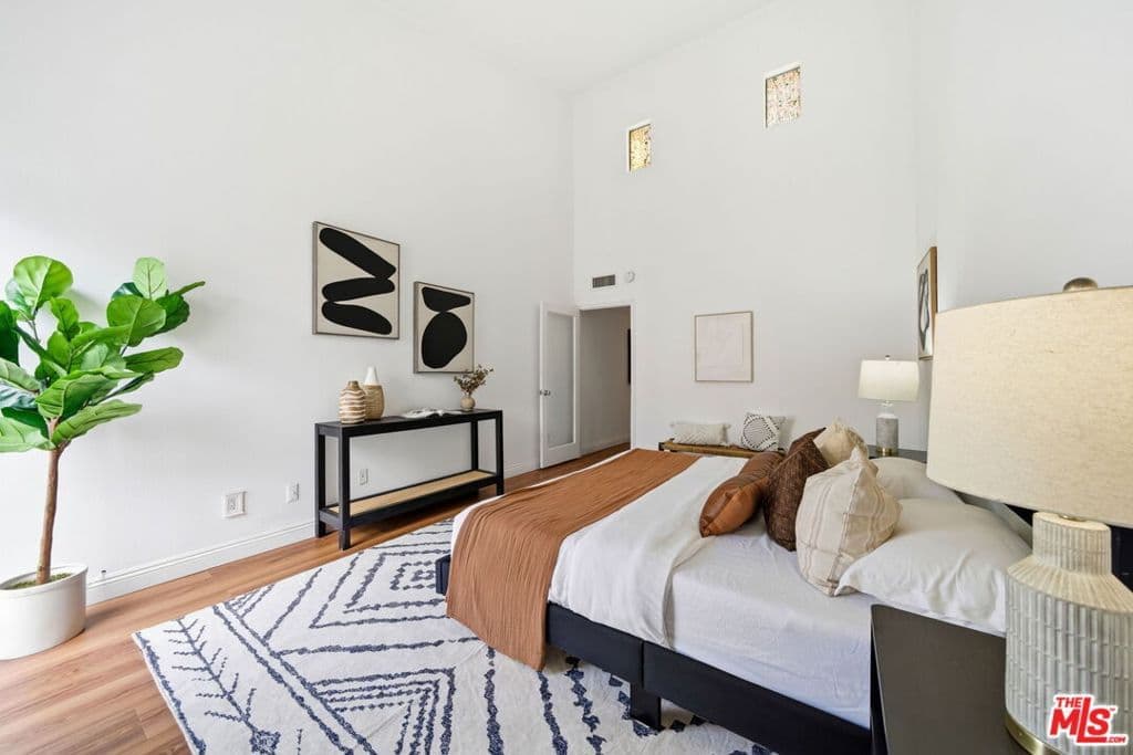 Residential in Los Angeles — Photos 19