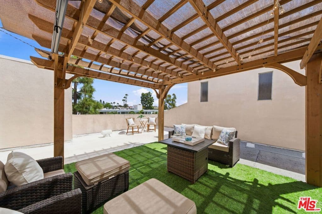 Residential in Los Angeles — Photos 27