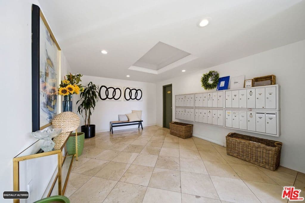 Residential in Los Angeles — Photos 30