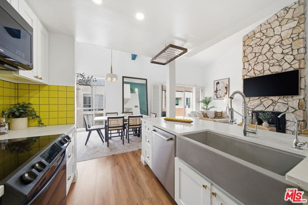 Residential in Los Angeles — Photos 7