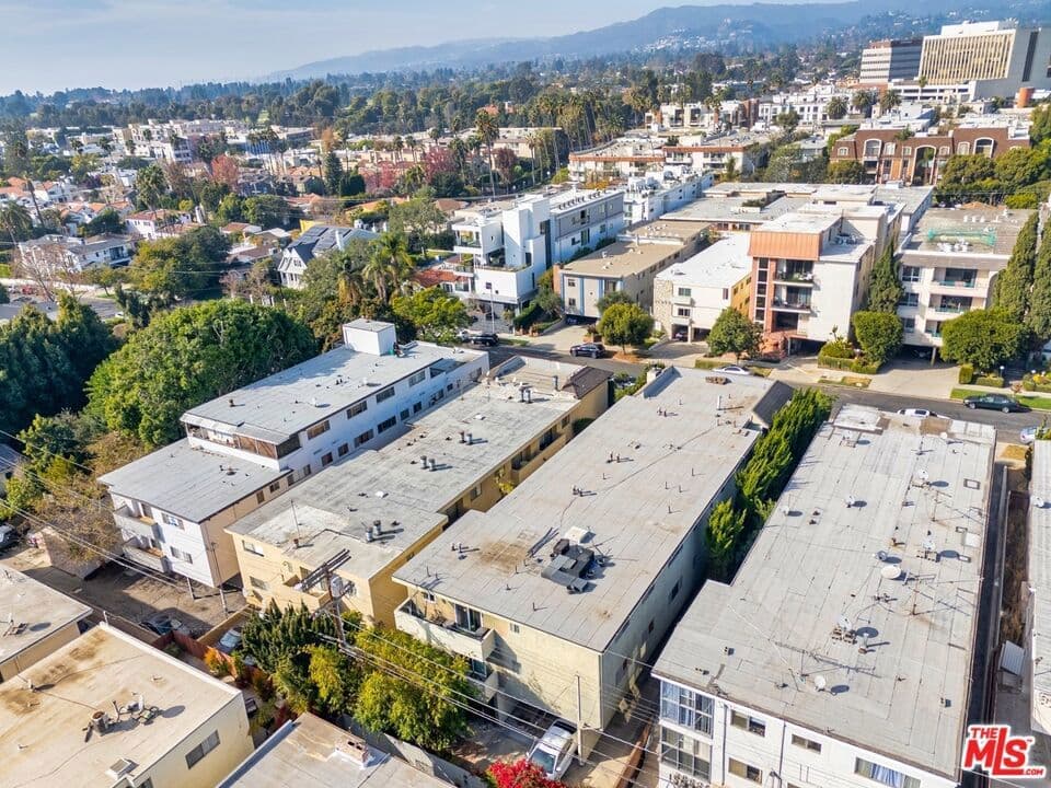 ResidentialIncome in Los Angeles — Photos 12