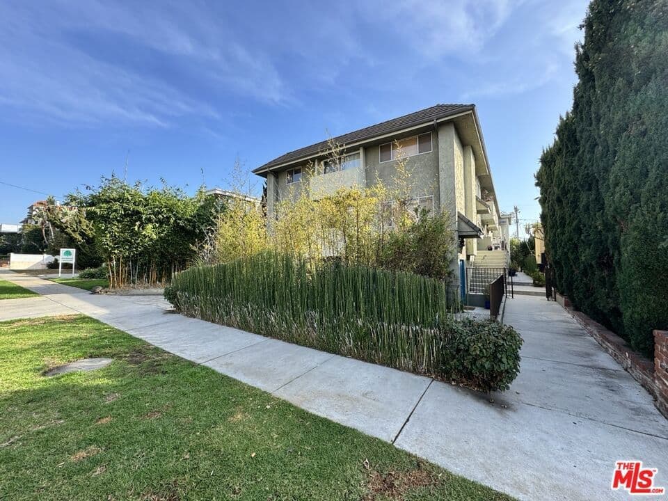 ResidentialIncome in Los Angeles — Photos 4