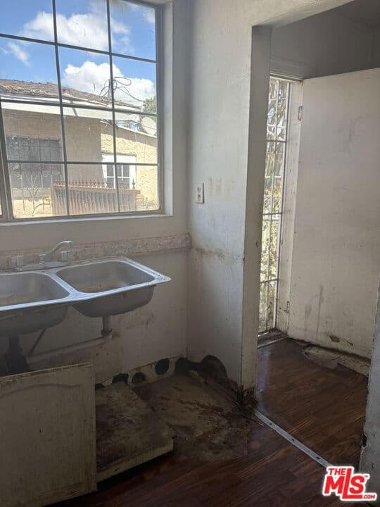 ResidentialIncome in Los Angeles — Photos 22