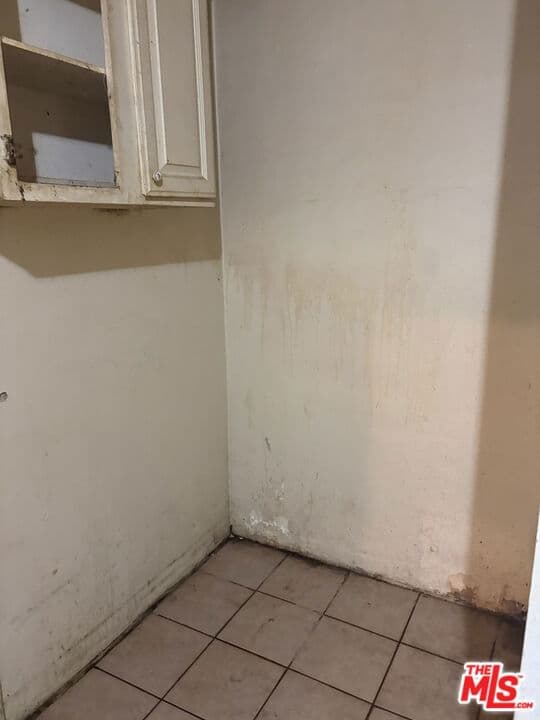 ResidentialIncome in Los Angeles — Photos 9