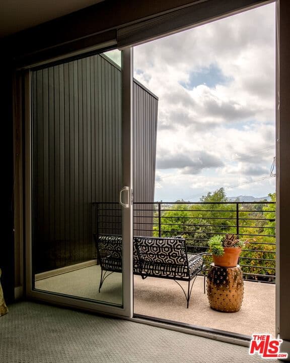 Residential in Los Angeles — Photos 18
