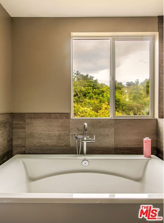 Residential in Los Angeles — Photos 30
