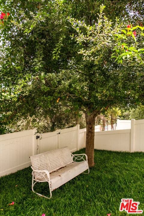 Residential in Los Angeles — Photos 37