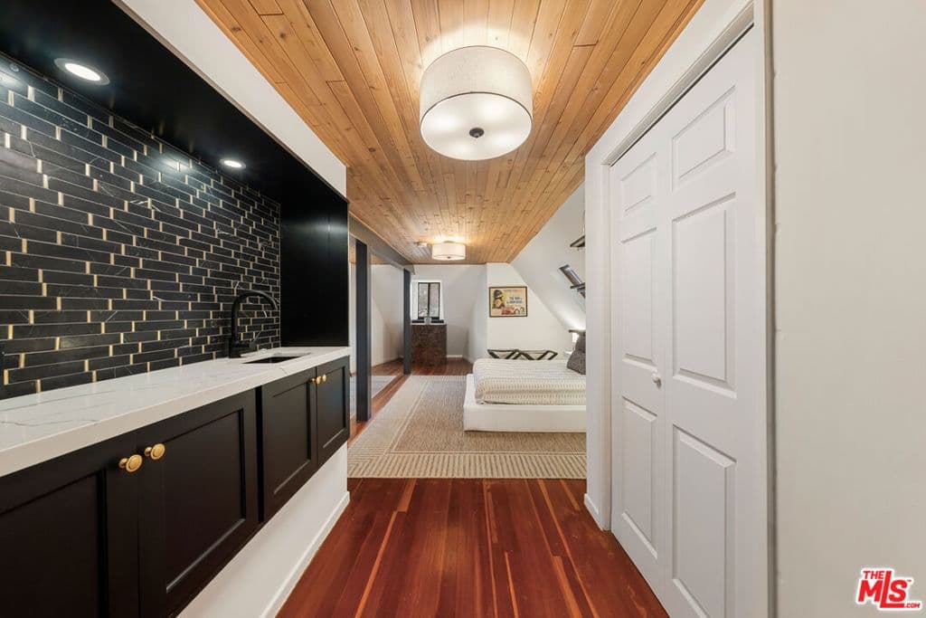 ResidentialIncome in Los Angeles — Photos 25