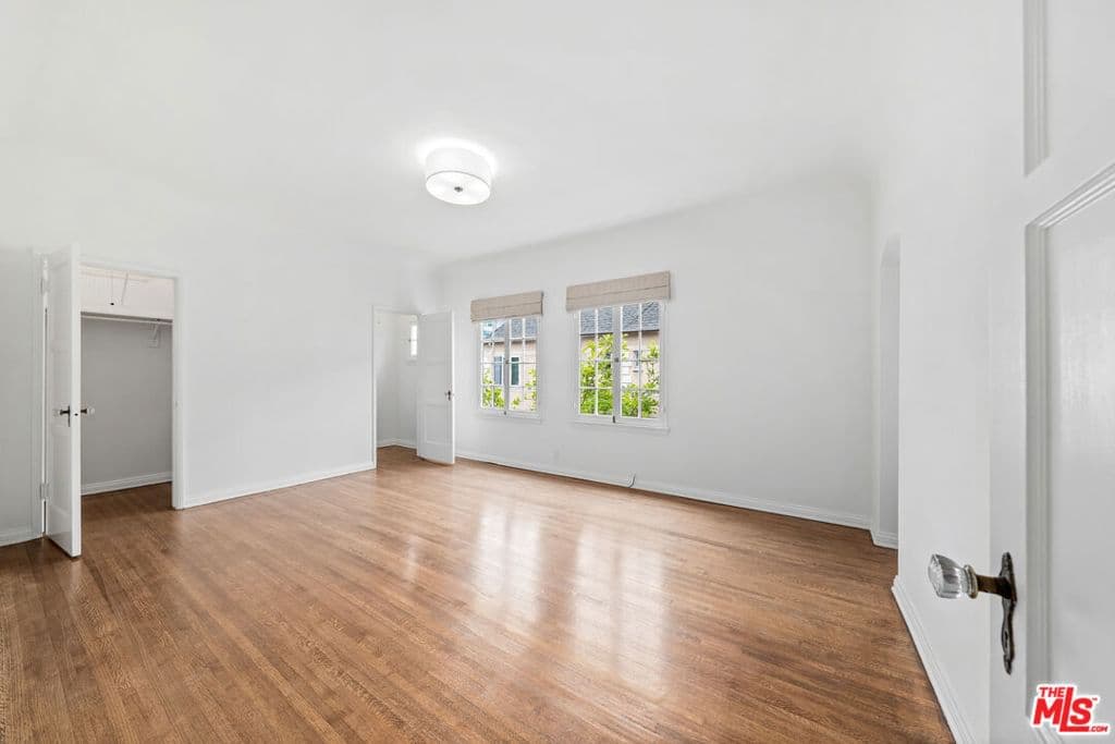 ResidentialIncome in Los Angeles — Photos 37