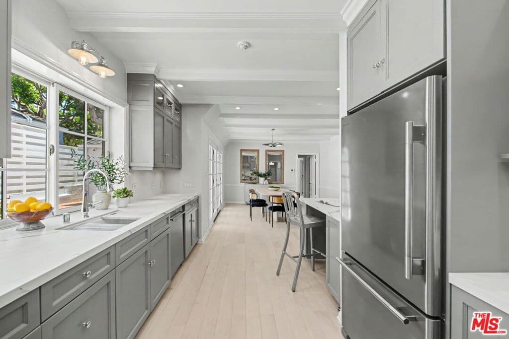 Residential in Los Angeles — Photos 16